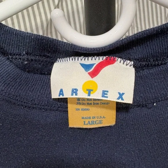 ITEM#66 Warner Bros. Taz Navy Sweater 1993